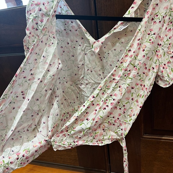 ZARA Blouse - Picture 5 of 7